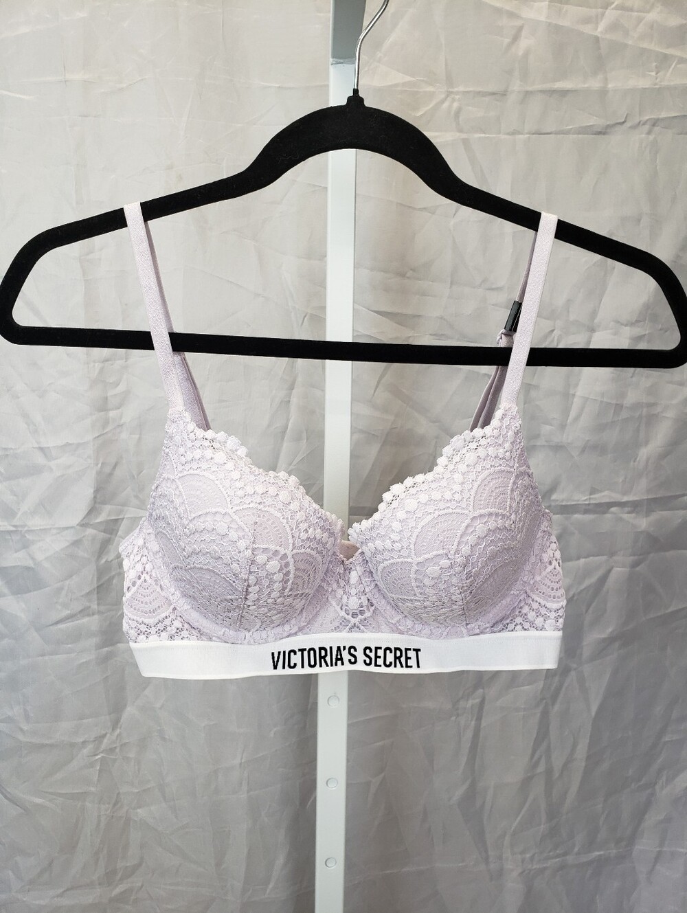 NWT Victoria's Secret Lace Bra - Feather Lilac Purple 34B